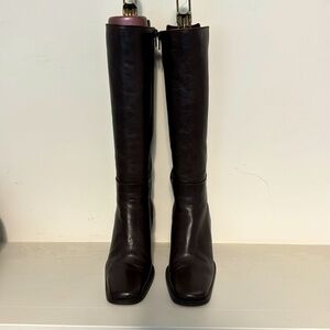 Brown leather boots - barely worn